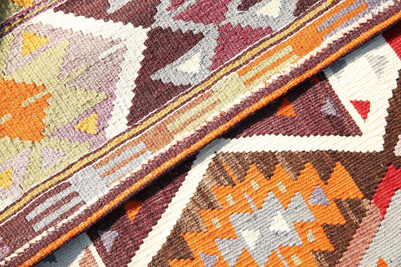 5'6'' x 8'9'' Turkish Vintage Runner Rug - 2131 - 15