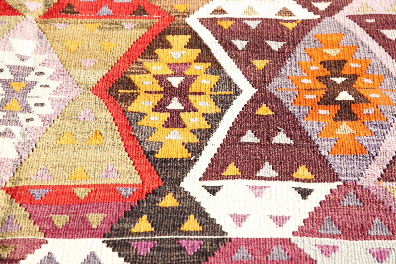 5'6'' x 8'9'' Turkish Vintage Runner Rug - 2131 - 6