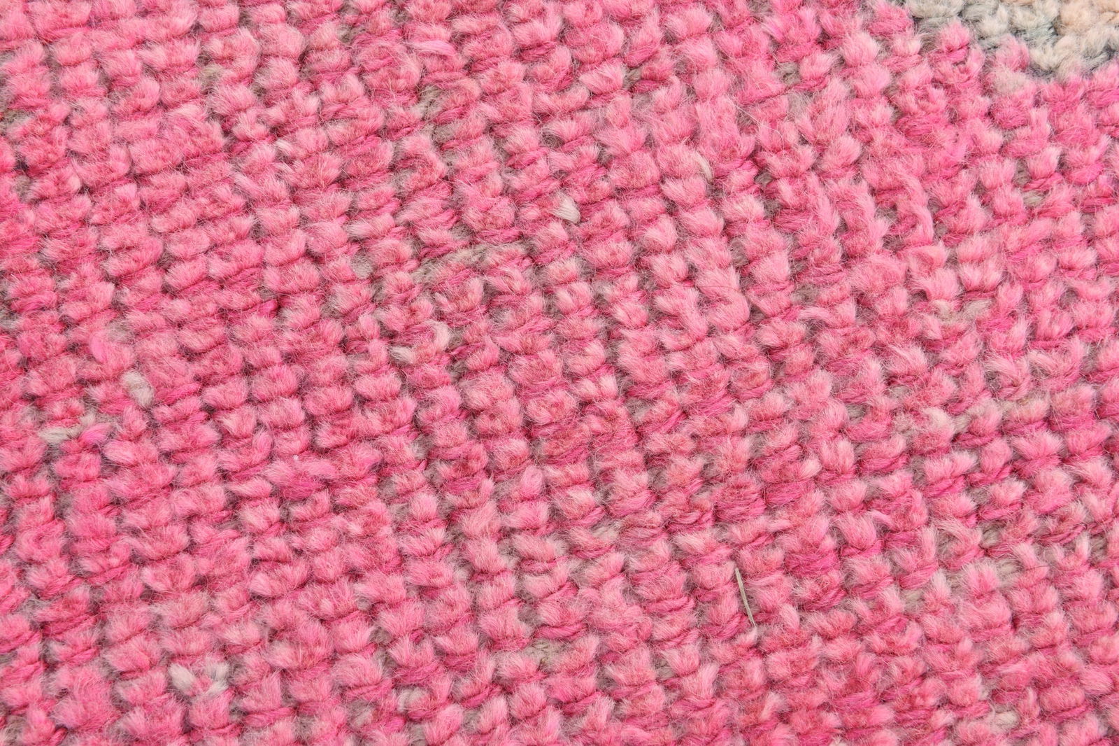 3'2'' x 11'4'' Unique Handmade Vintage Rug - 6818 - 11