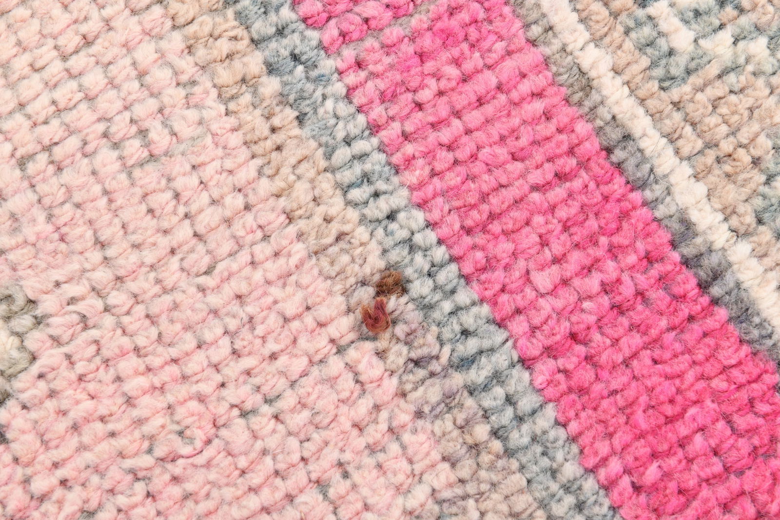 3'2'' x 11'4'' Unique Handmade Vintage Rug - 6818 - 12