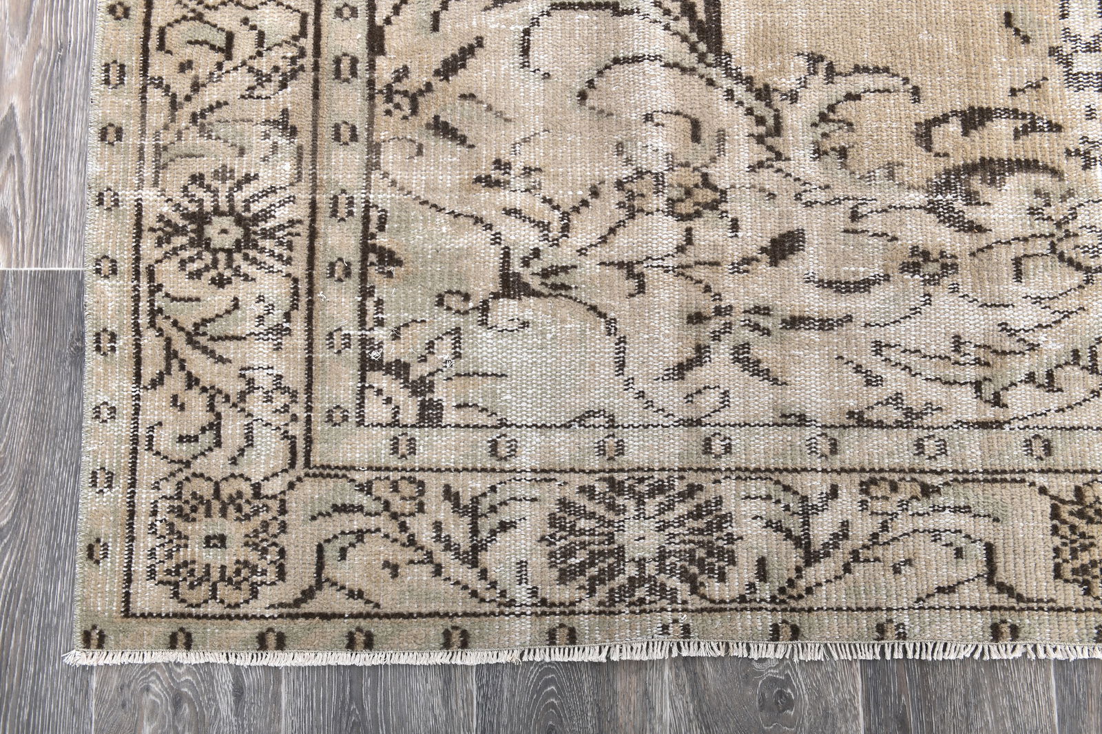 5'10'' x 9'3'' Handmade Vintage Wool Rug - 243814 - 8