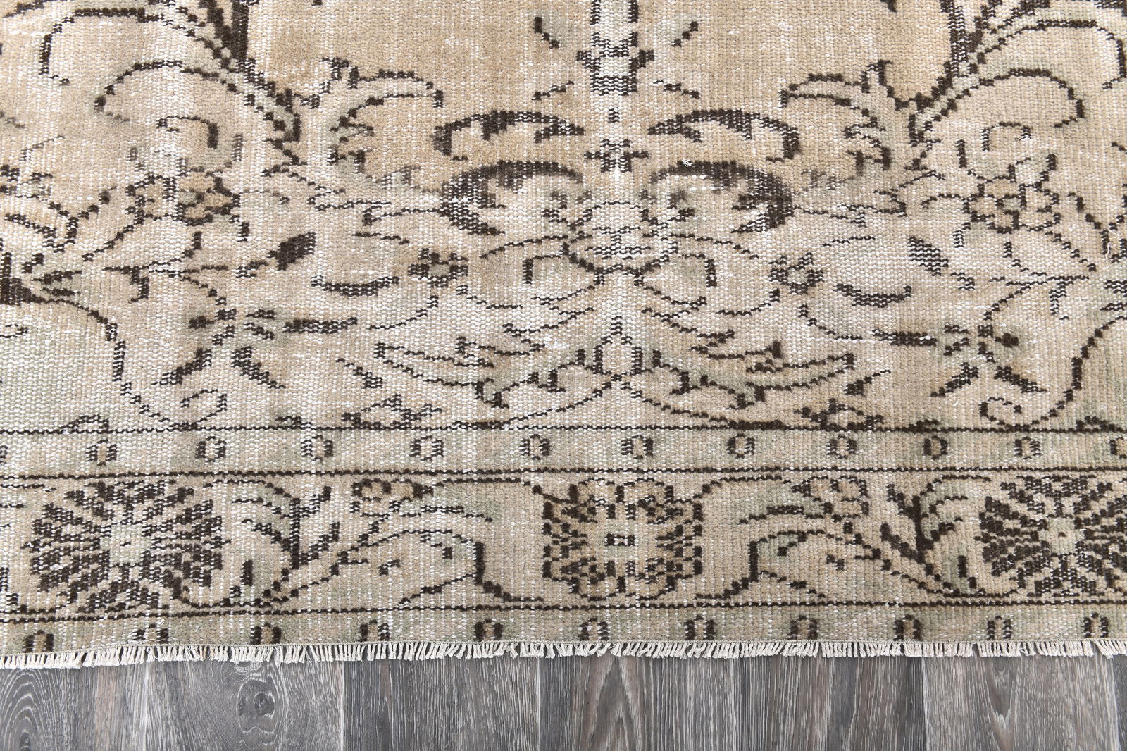 5'10'' x 9'3'' Handmade Vintage Wool Rug - 243814 - 9