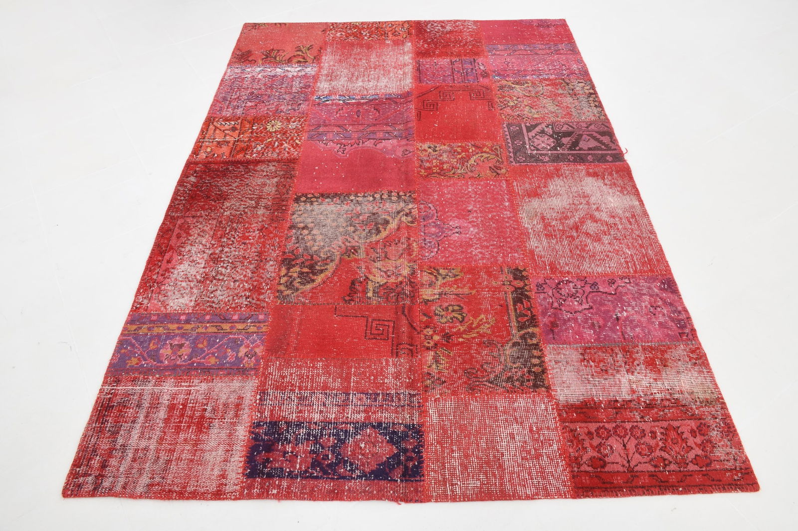 5'6'' x 7'10'' Handmade Vintage Wool Patchwork Rug - 508 - 17