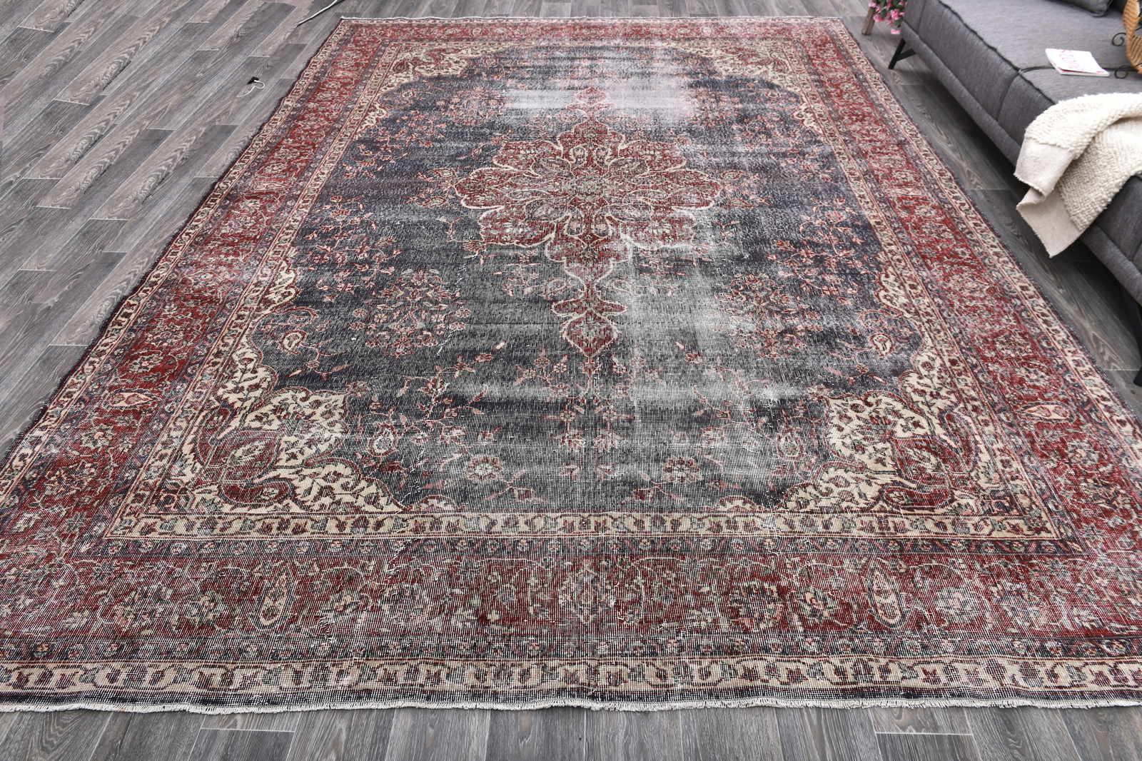 8'11'' x 12'7'' Handmade Vintage Wool Rug - 243825 - 3