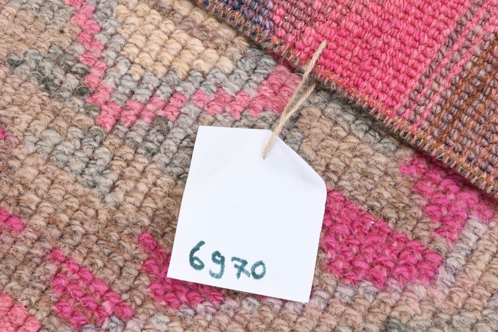 2'9'' x 11'10'' Handmade Vintage Wool Rug - 6970 - 19