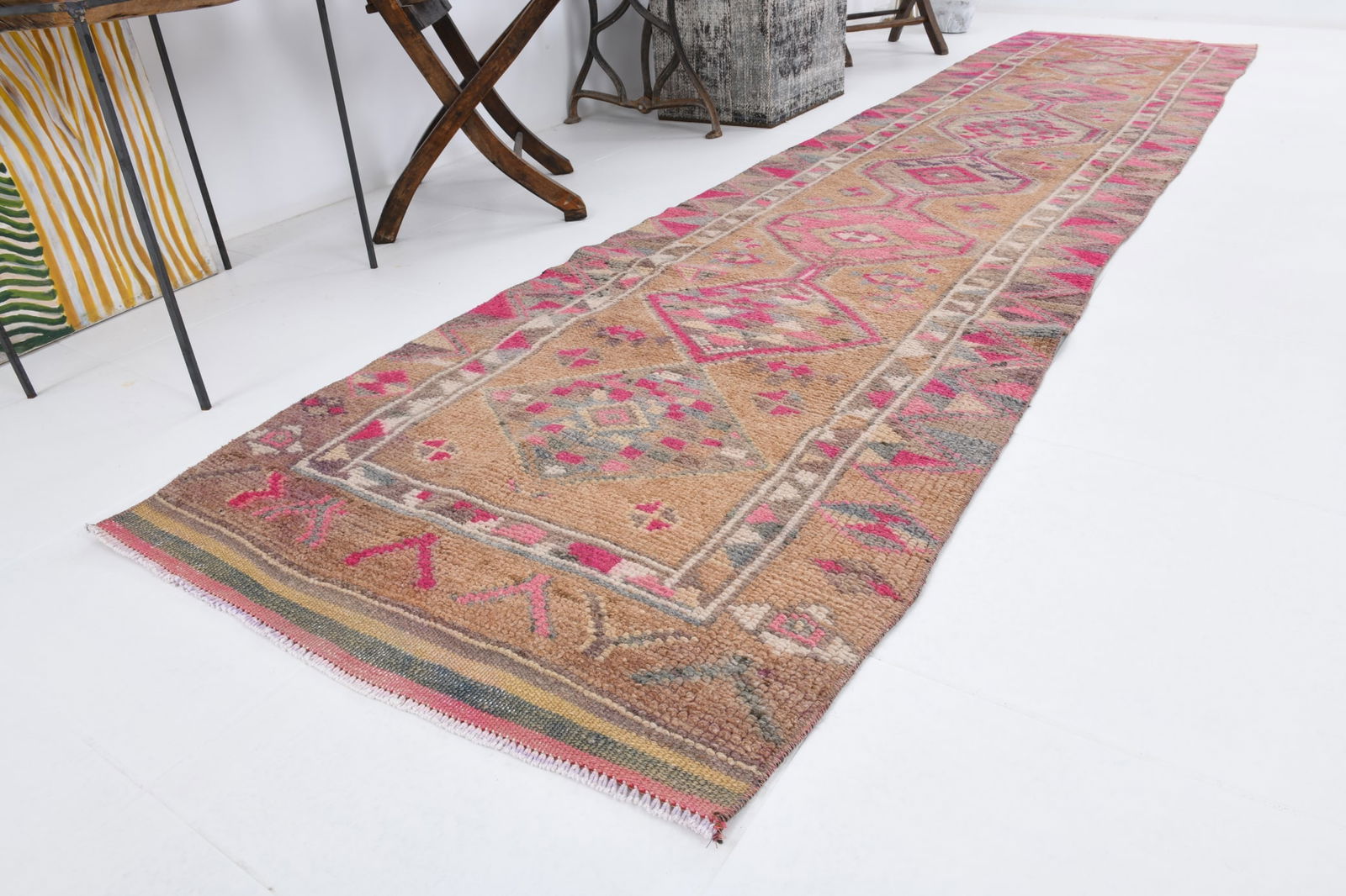 2'9'' x 11'10'' Handmade Vintage Wool Rug - 6970 - 6