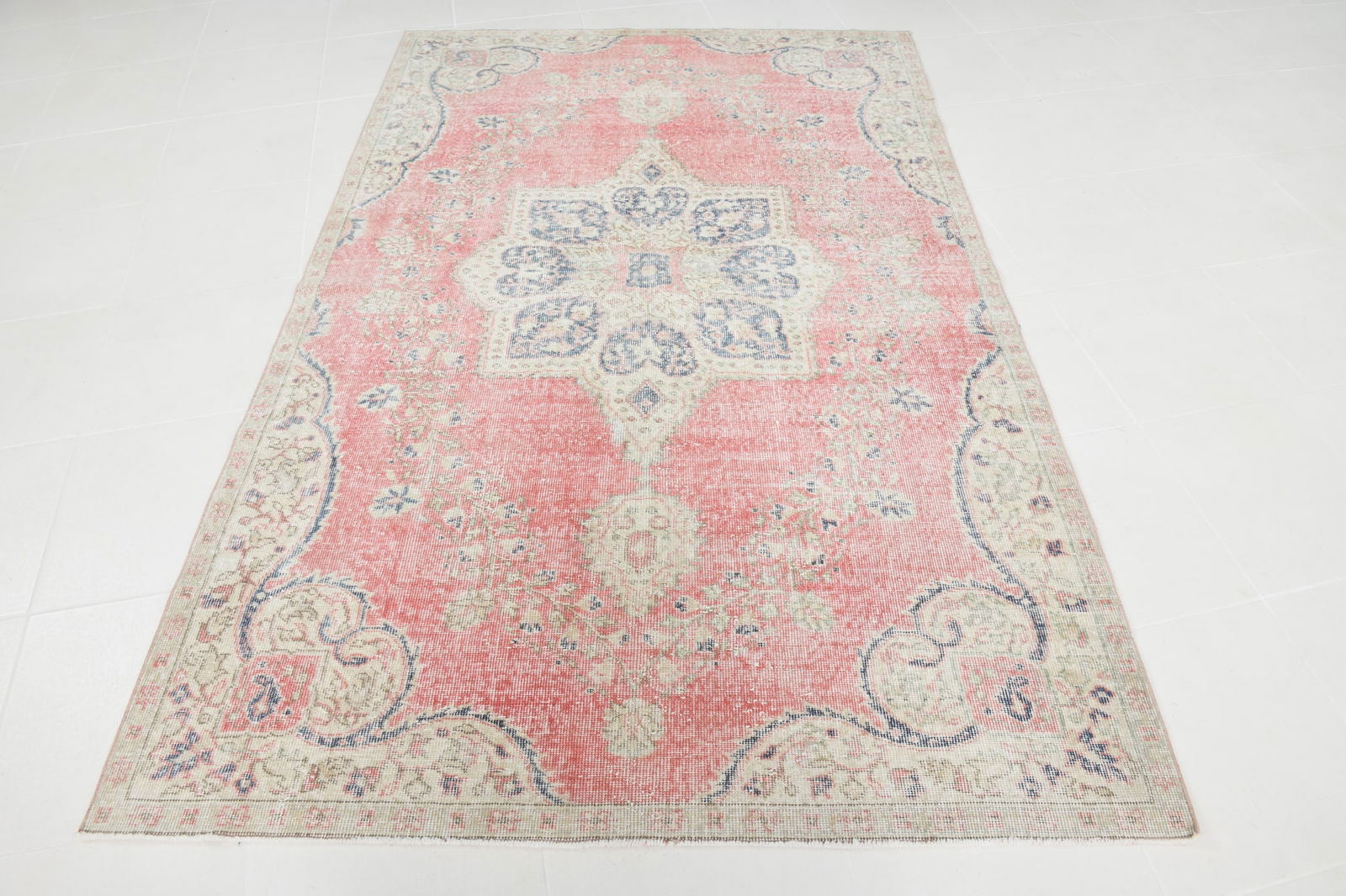 5'2'' x 7'11'' Handmade Vintage Wool Rug - 20489 - 18