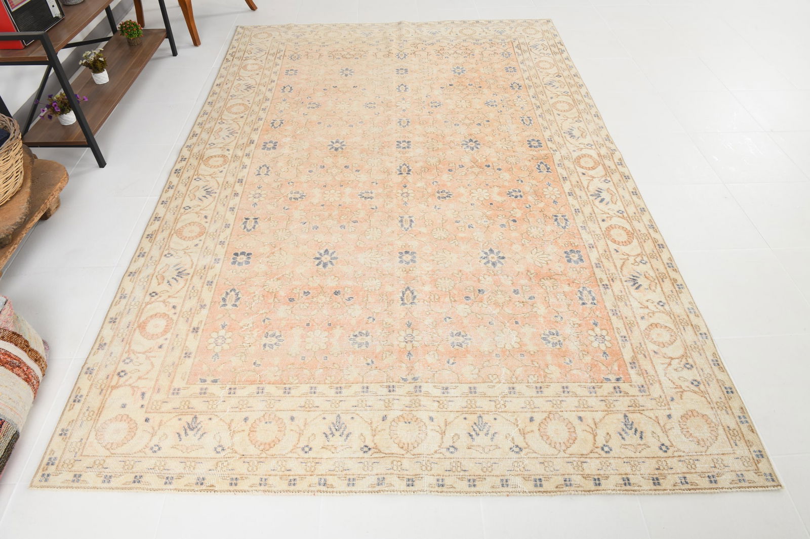 6'6'' x 10'0'' Handmade Vintage Wool Rug - 19070 - 5