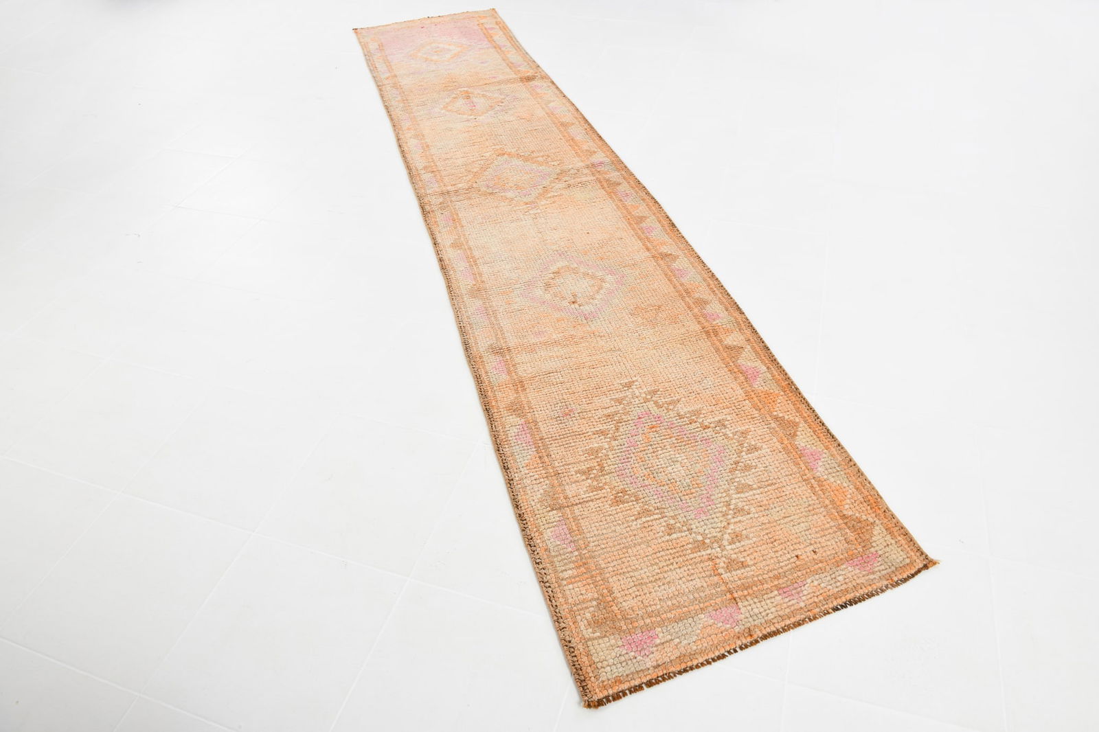 2'8'' x 13'2'' Turkish Vintage Runner Rug - 17961 - 19