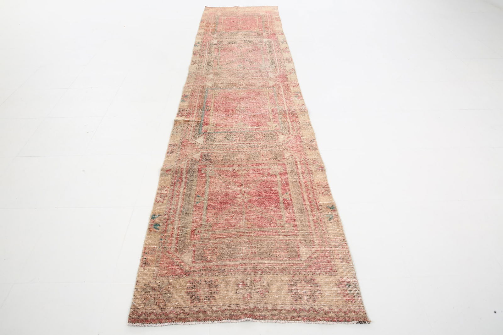 2'10'' x 11'11'' Turkish Vintage Runner Rug - 5688 - 2