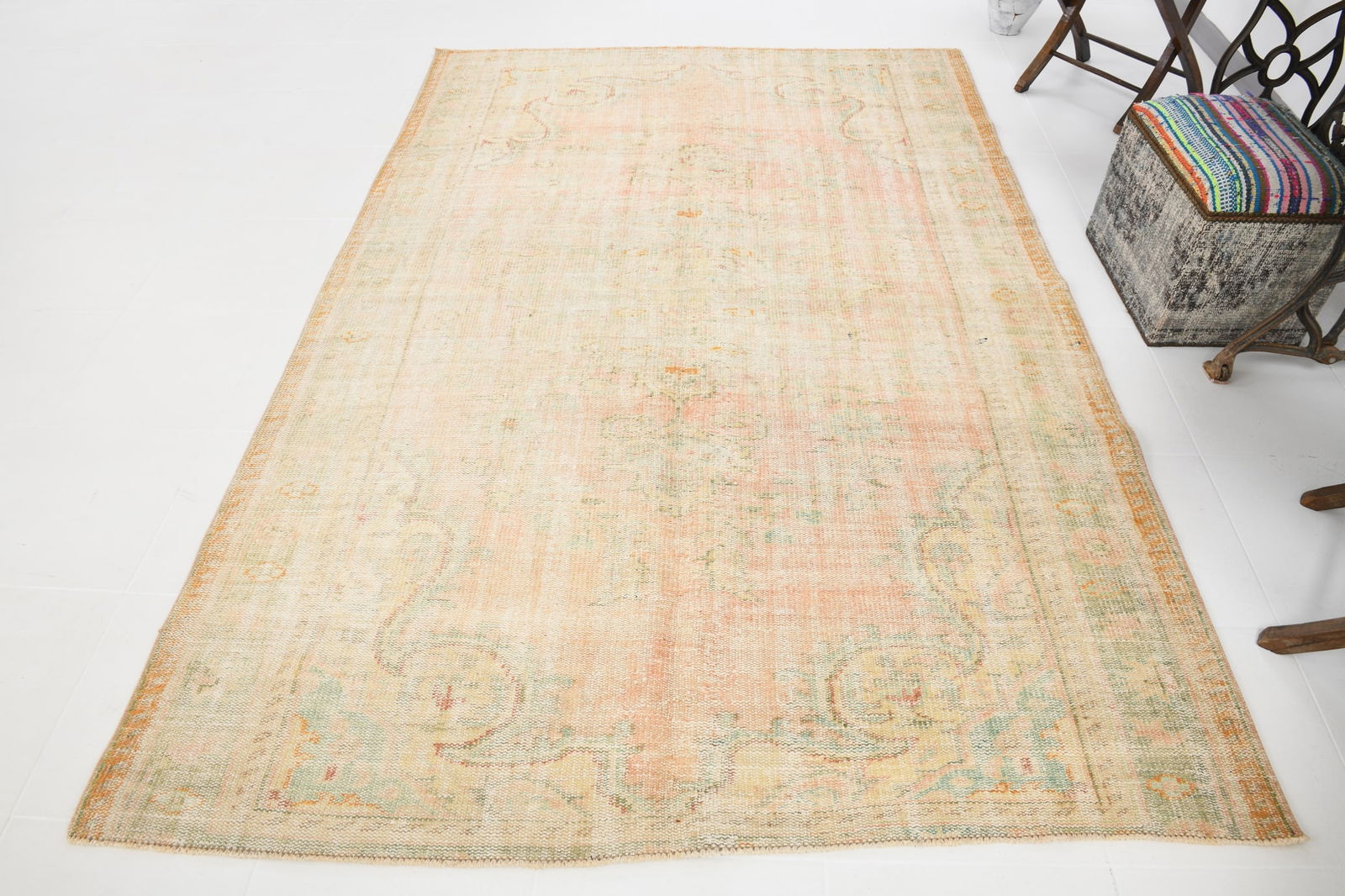 5'11'' x 9'0'' Vintage Wool Runner Rug - 17594 - 4
