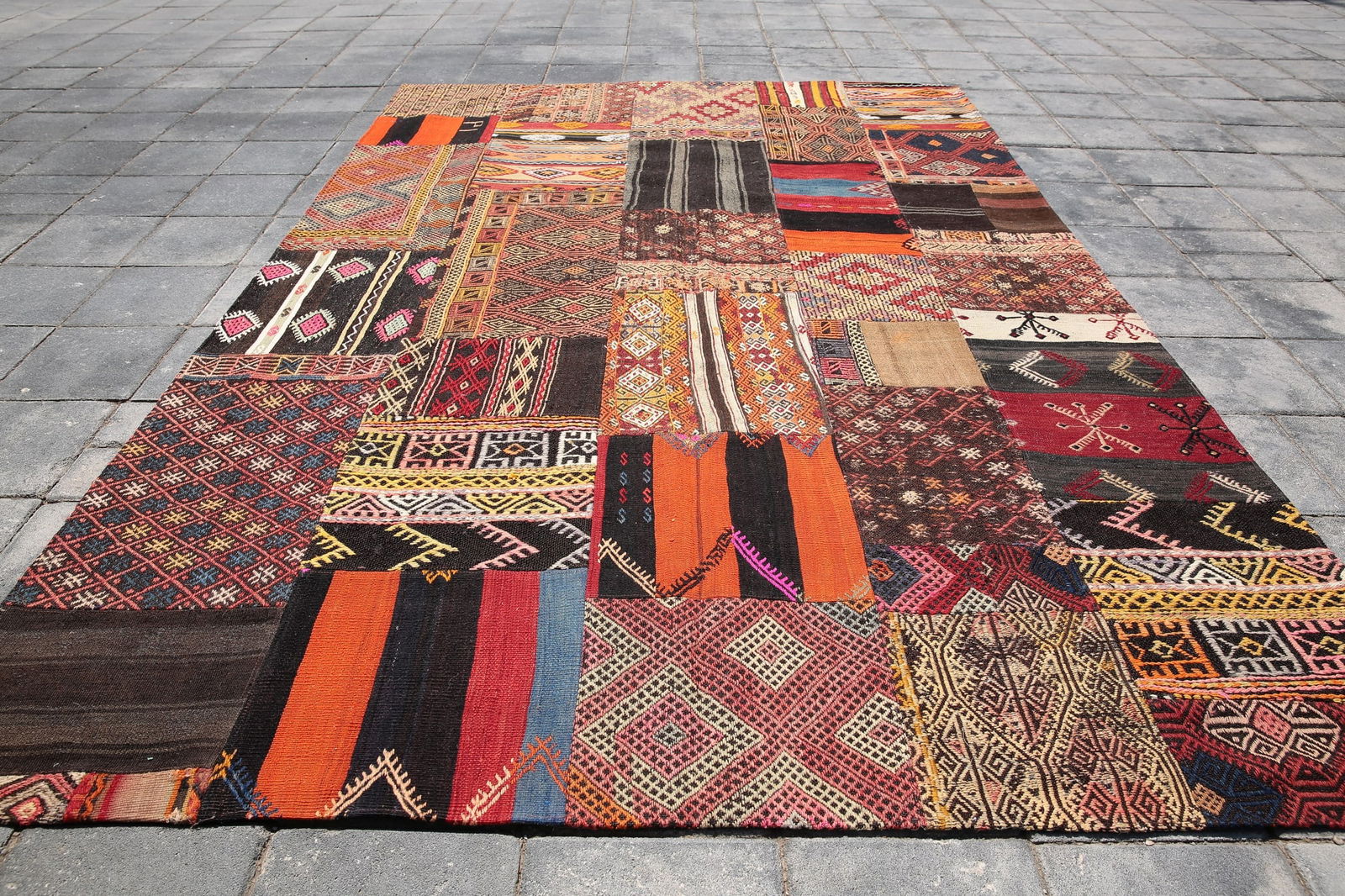 6'11'' x 9'11'' Handmade Vintage Wool Rug - 201 - 3