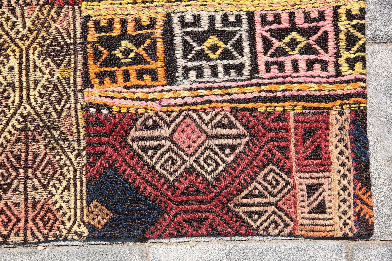 6'11'' x 9'11'' Handmade Vintage Wool Rug - 201 - 8