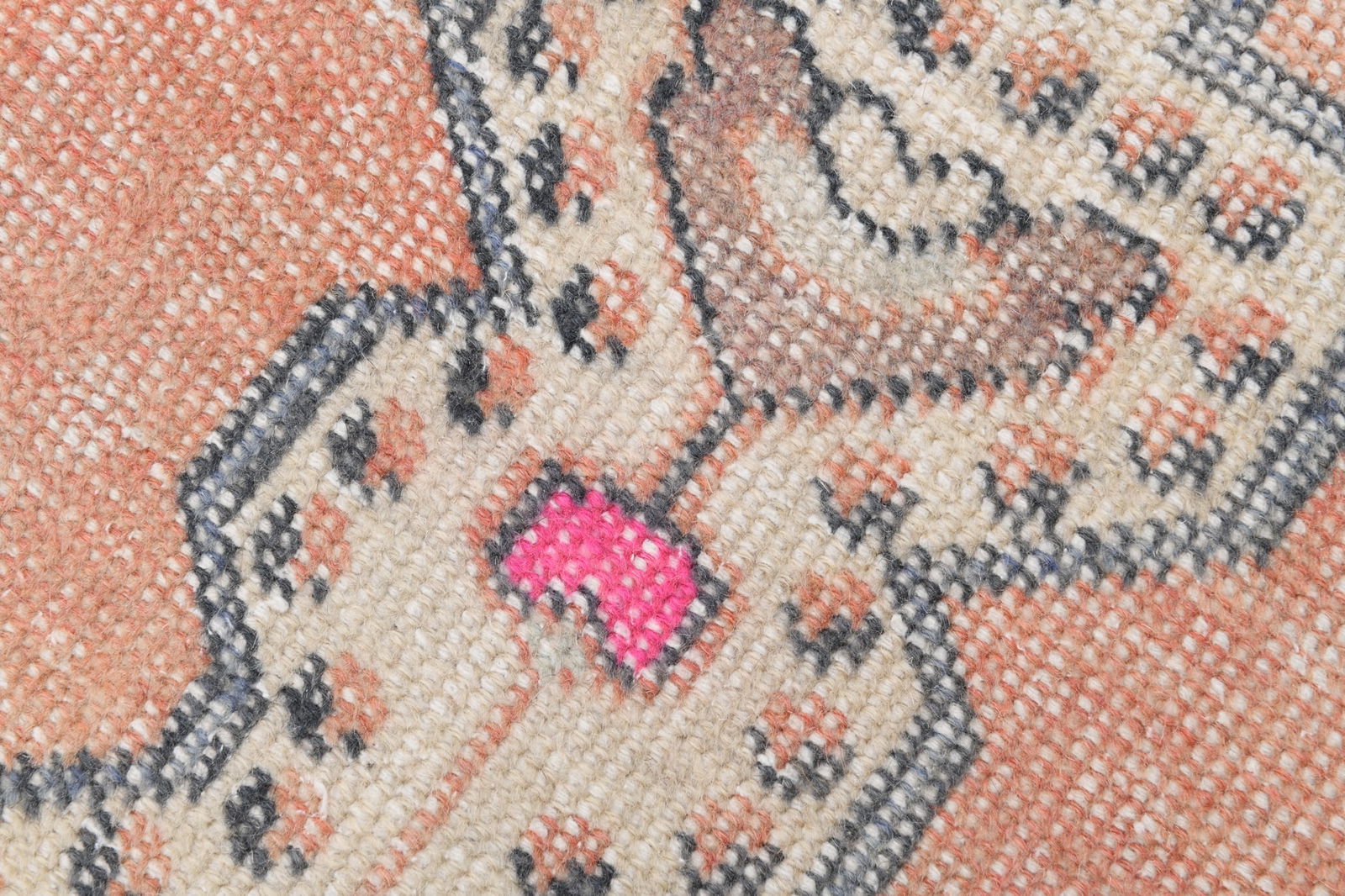 4'1'' x 6'10'' Handmade Vintage Wool Rug - 6787 - 12