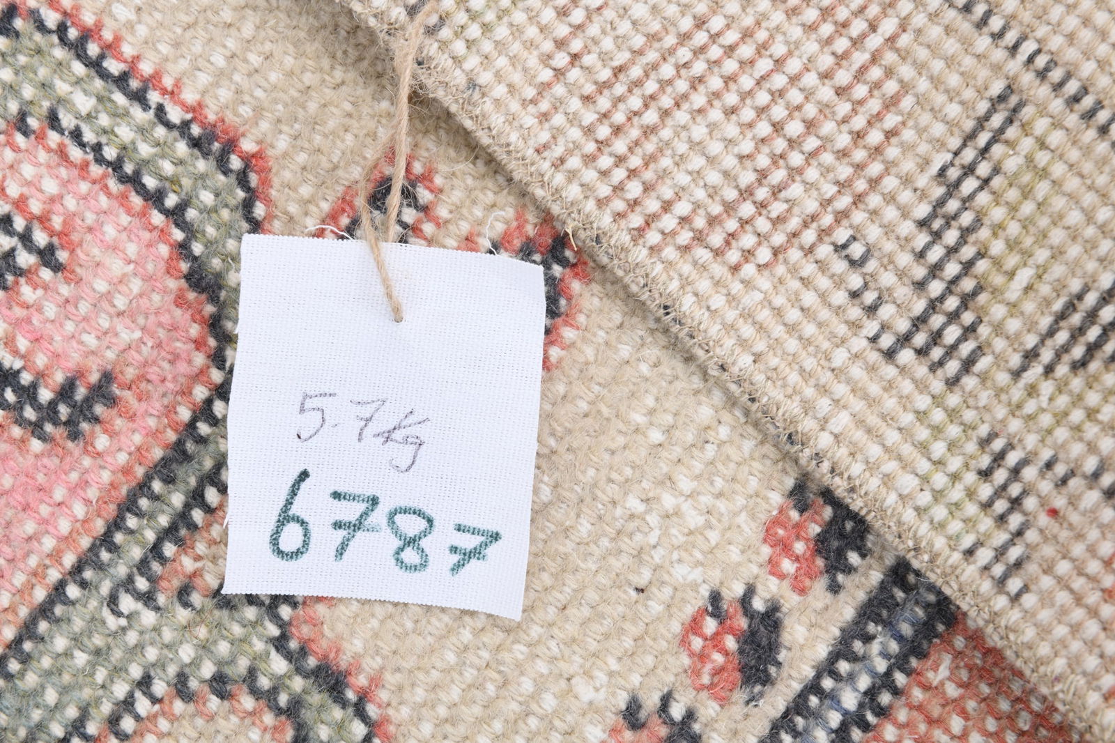 4'1'' x 6'10'' Handmade Vintage Wool Rug - 6787 - 19