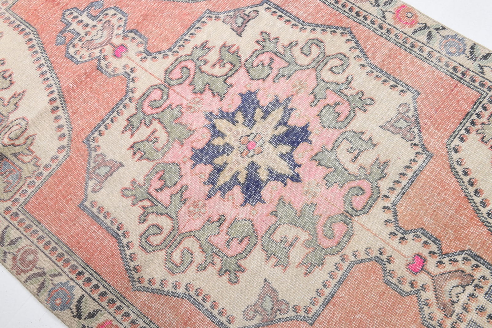 4'1'' x 6'10'' Handmade Vintage Wool Rug - 6787 - 9