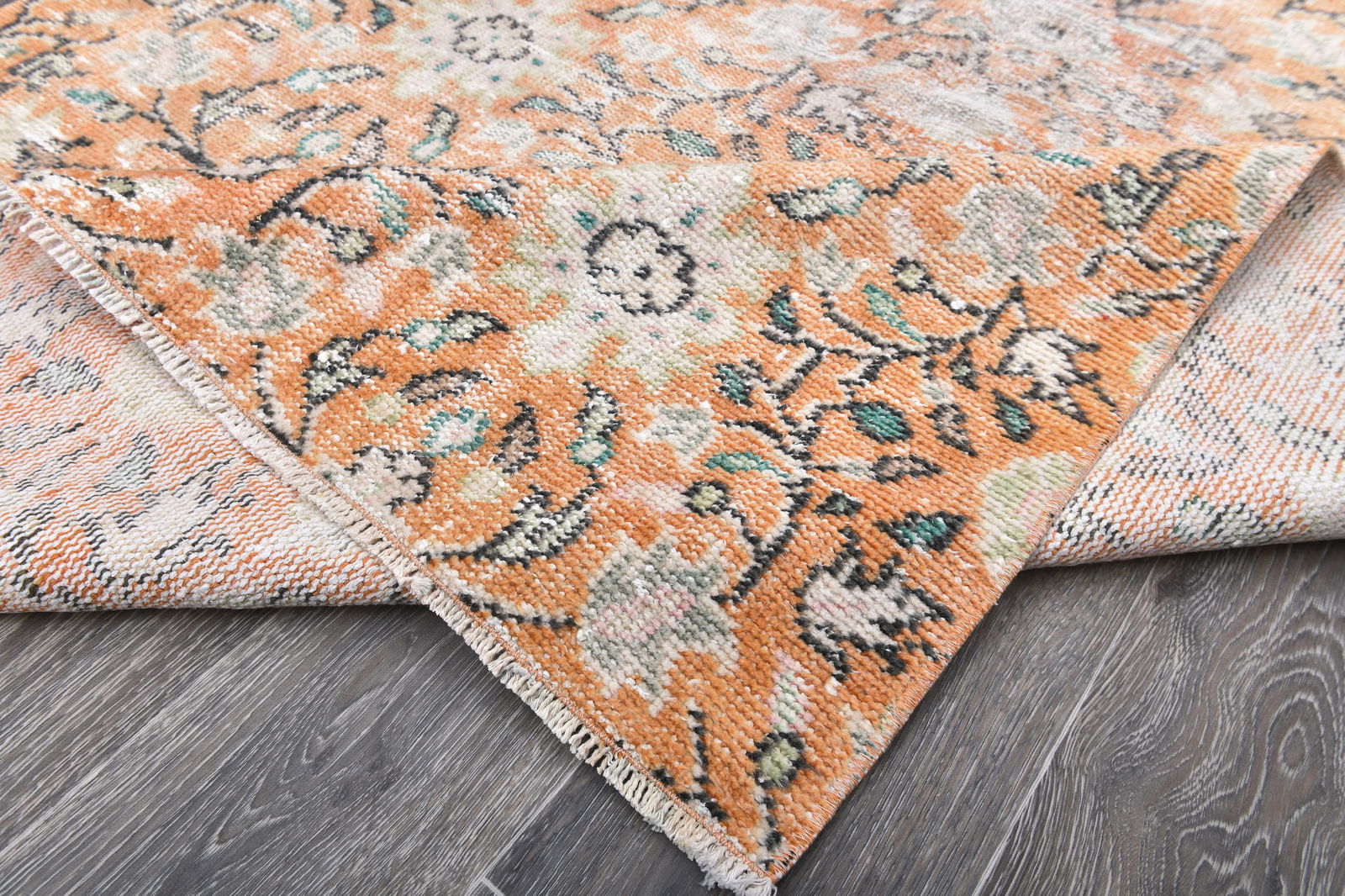 4'3'' x 7'2'' Handmade Vintage Wool Rug - 243804 - 12