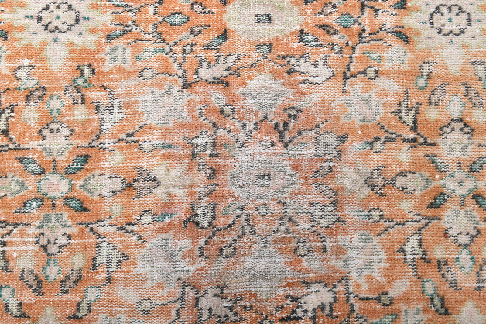 4'3'' x 7'2'' Handmade Vintage Wool Rug - 243804 - 5