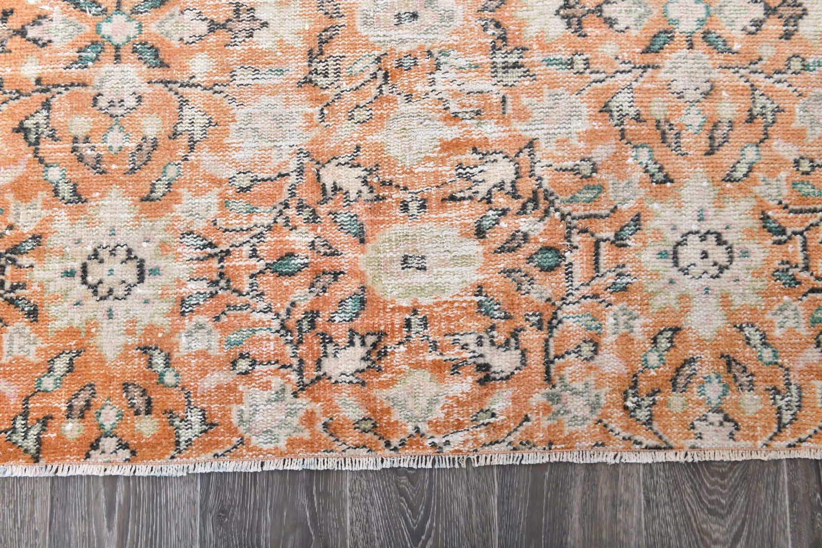 4'3'' x 7'2'' Handmade Vintage Wool Rug - 243804 - 9