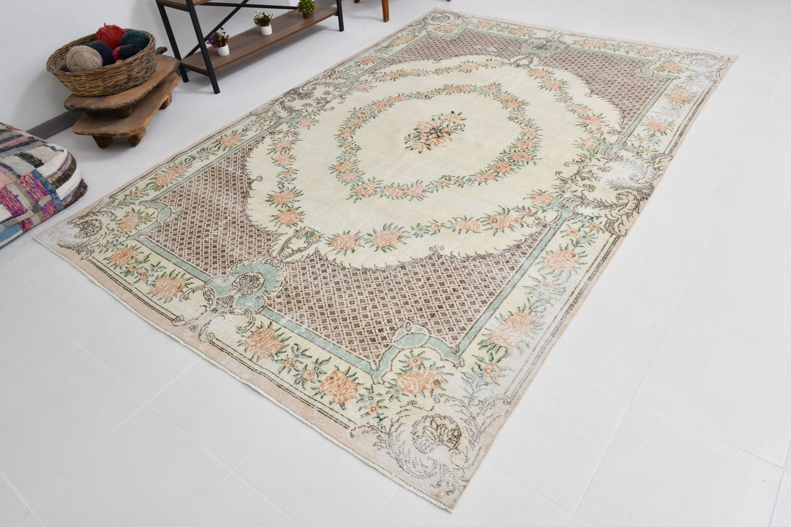 6'11'' x 10'5'' Handmade Vintage Wool Rug - 20173 - 4