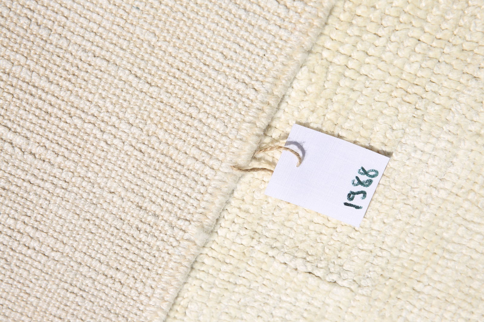 2'10'' x 11'2'' Turkish Vintage Runner Rug - 1988 - 17