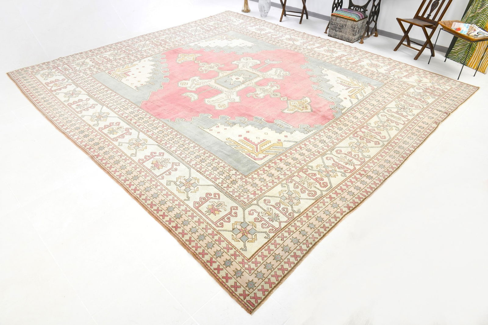 13'2'' x 14'9'' Unique Handmade Vintage Rug - 6324 - 5