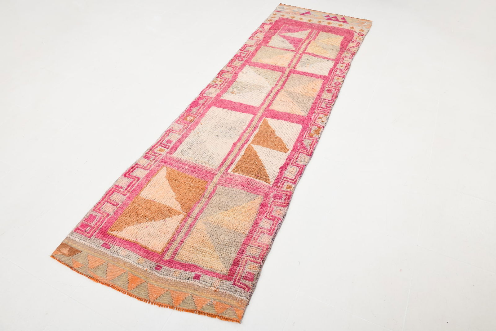 2'9'' x 9'4'' Handmade Vintage Wool Rug - 20477 - 19