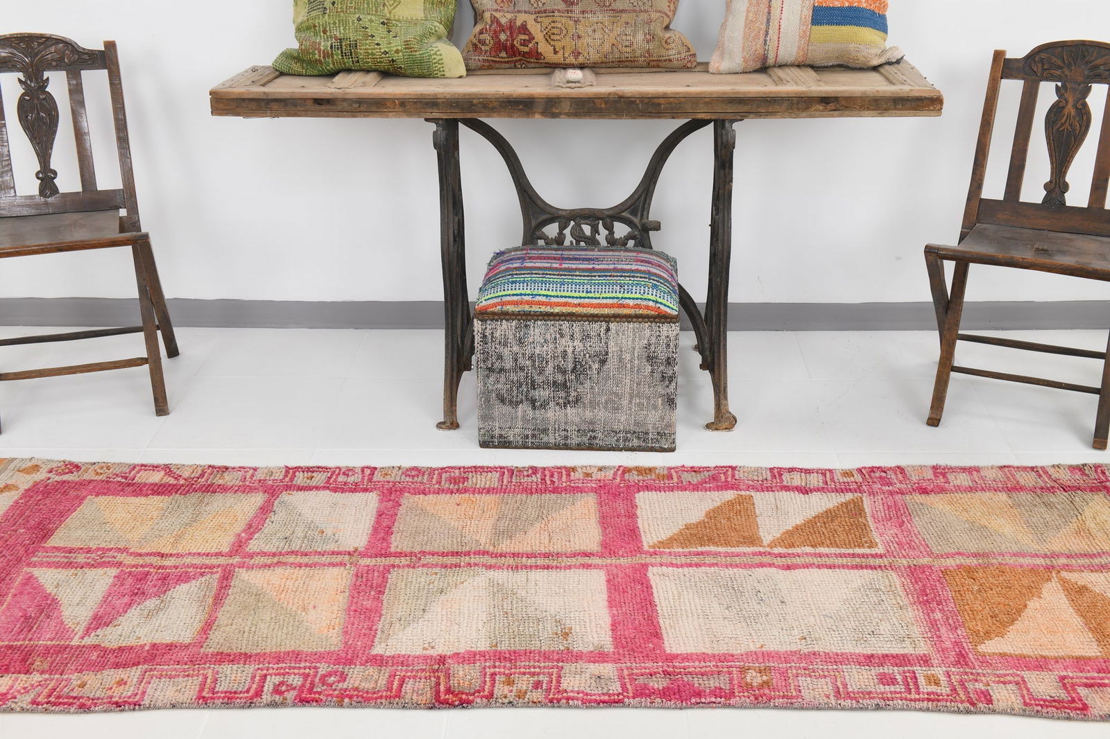 2'9'' x 9'4'' Handmade Vintage Wool Rug - 20477 - 3