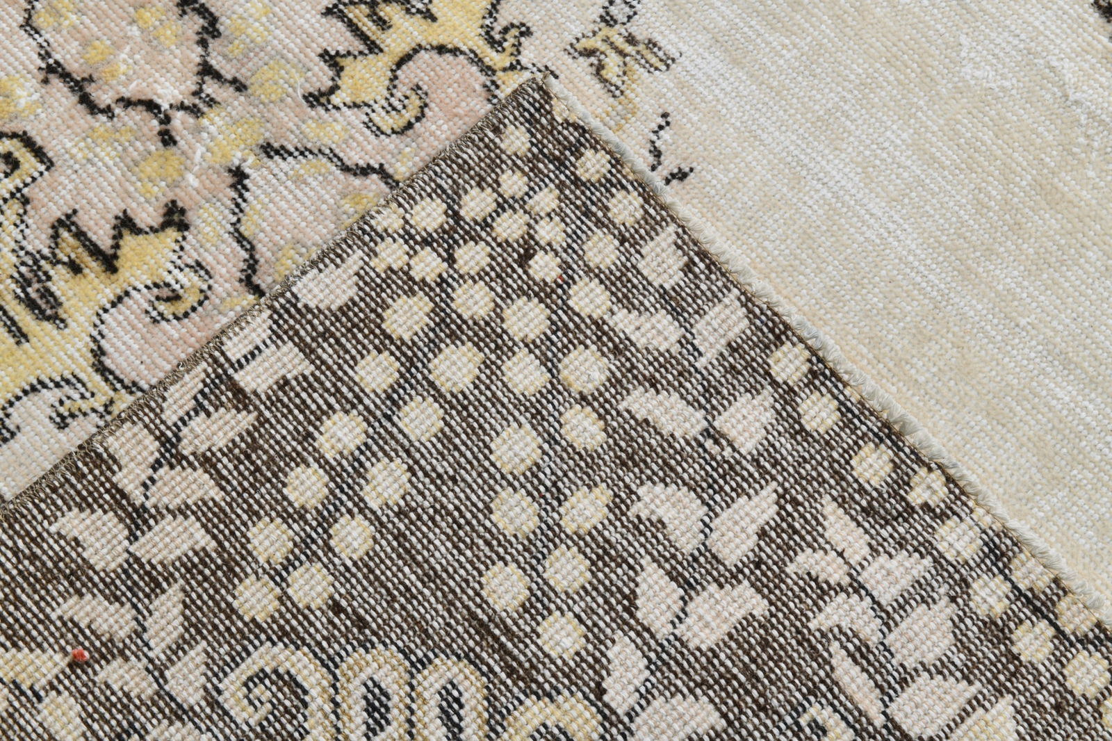 5'8'' x 9'1'' Turkish Vintage Runner Rug - 21653 - 12