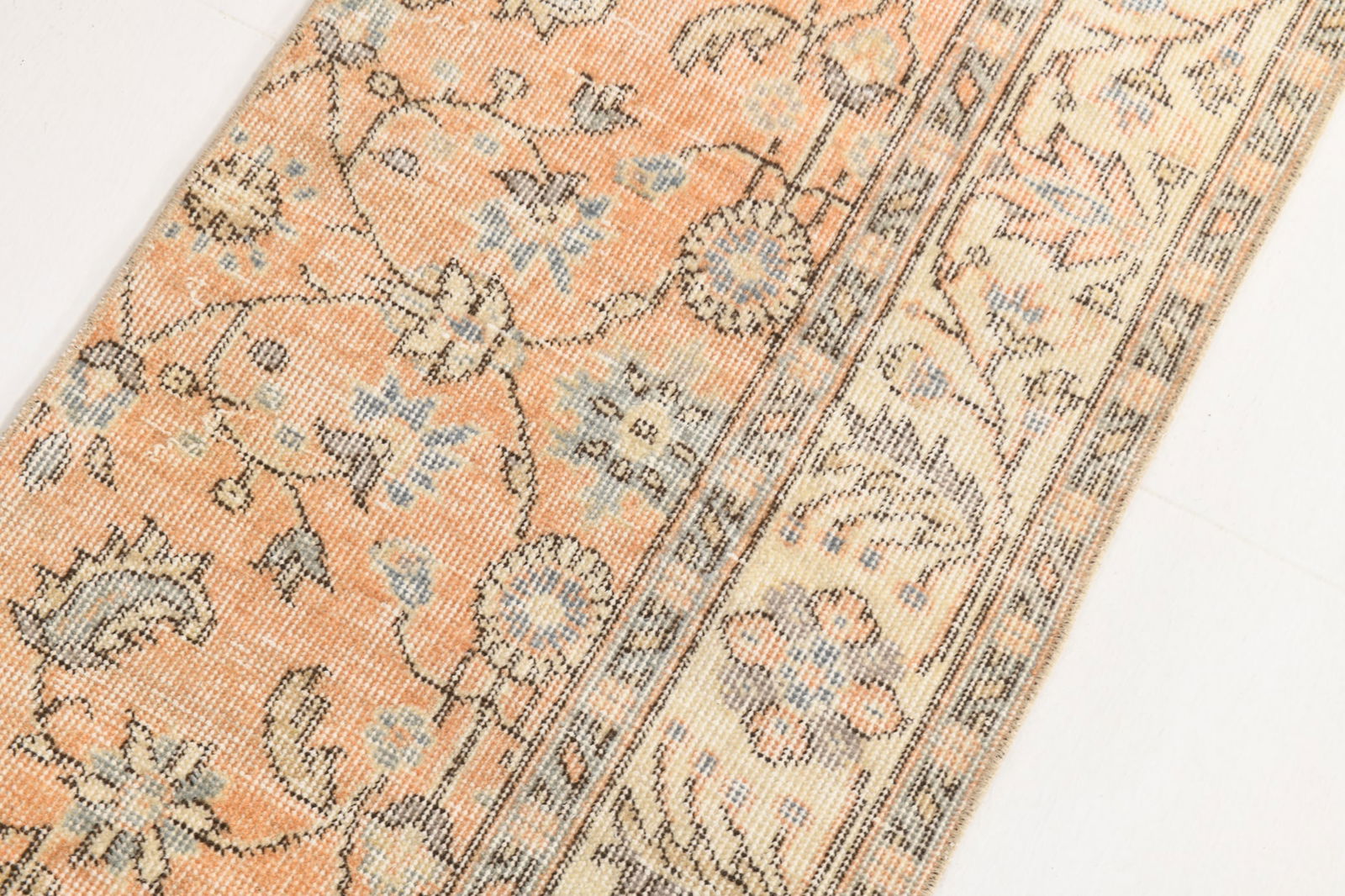 1'9'' x 8'9'' Decorative Vintage Rug - 18049 - 6