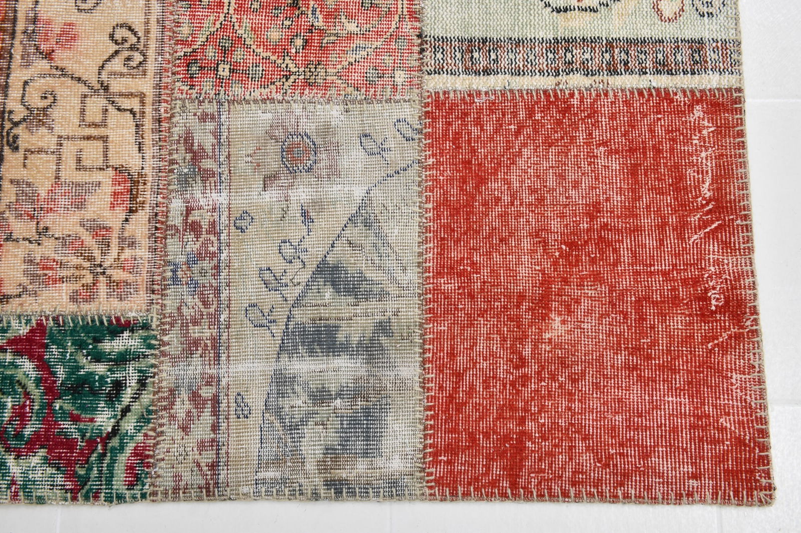 6'9'' x 10'2'' Turkish Vintage Runner Rug - 21737 - 11