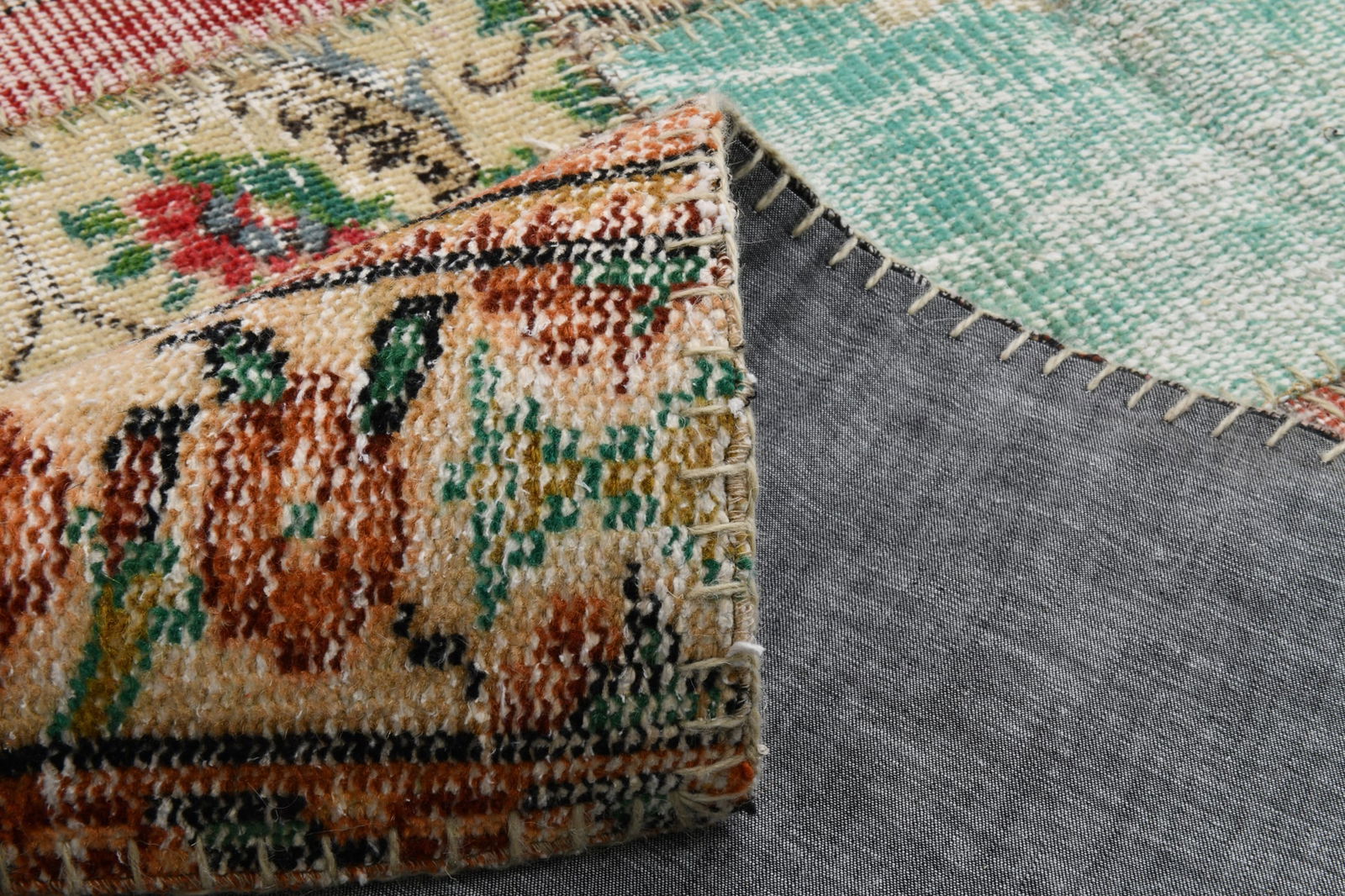 6'9'' x 10'2'' Turkish Vintage Runner Rug - 21737 - 15