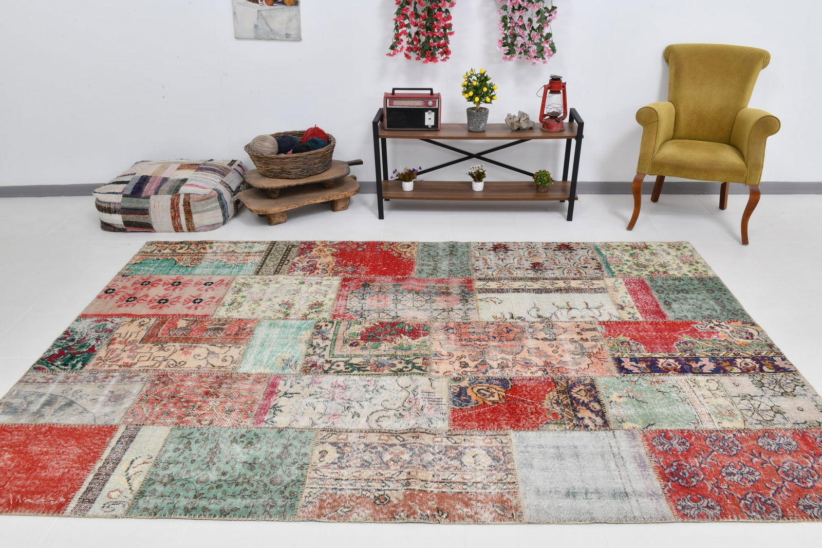 6'9'' x 10'2'' Turkish Vintage Runner Rug - 21737 - 3