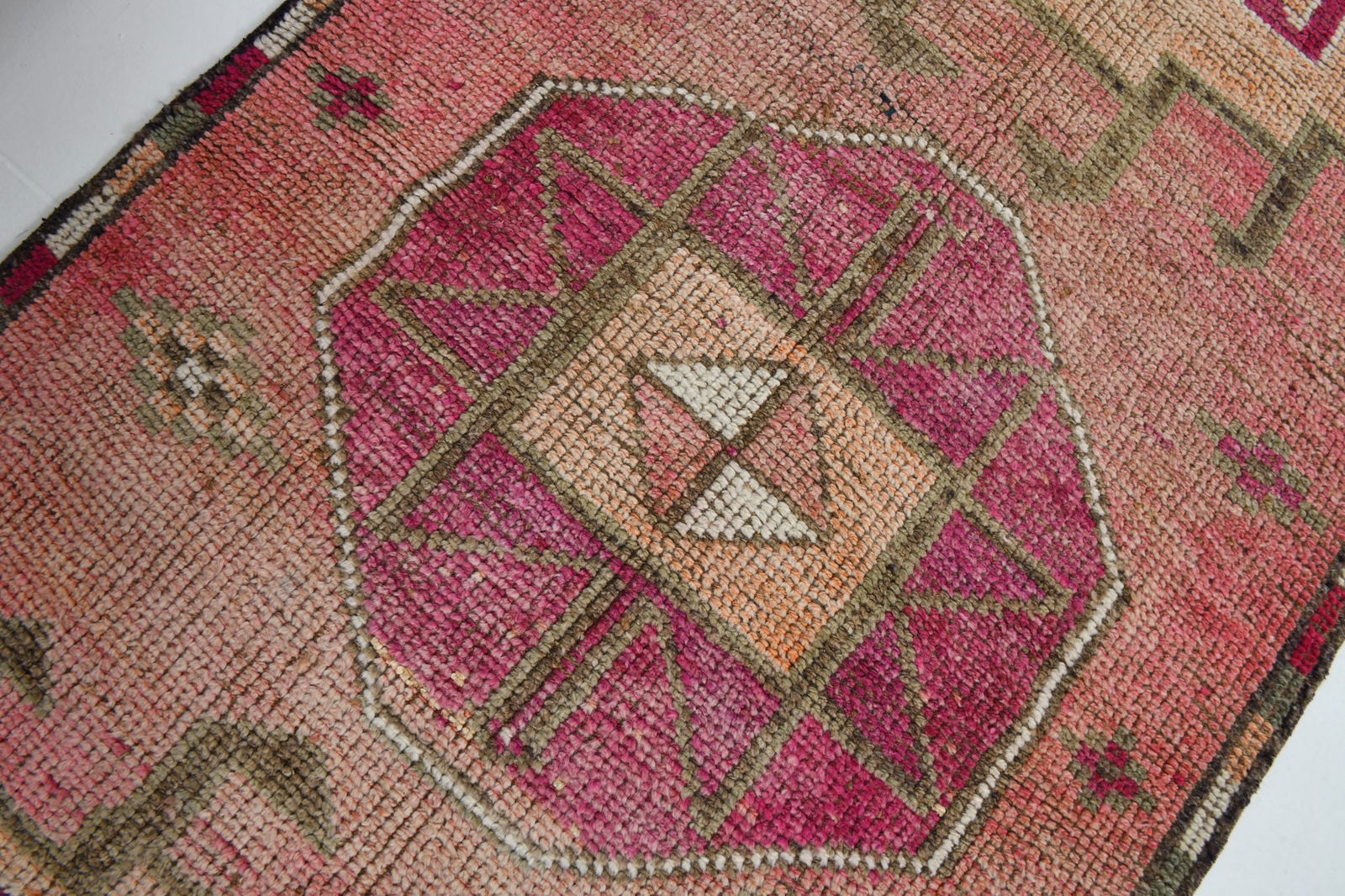 3'2'' x 10'7'' Vintage Wool Runner Rug - 18523 - 8