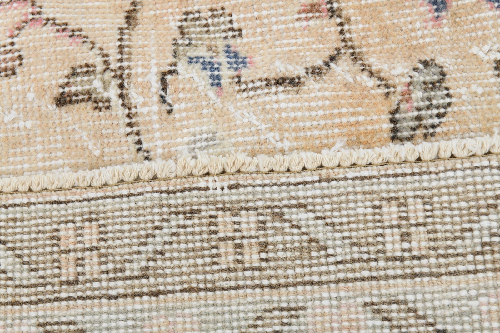 7'3'' x 9'10'' Handmade Vintage Wool Rug - 18645 - 15