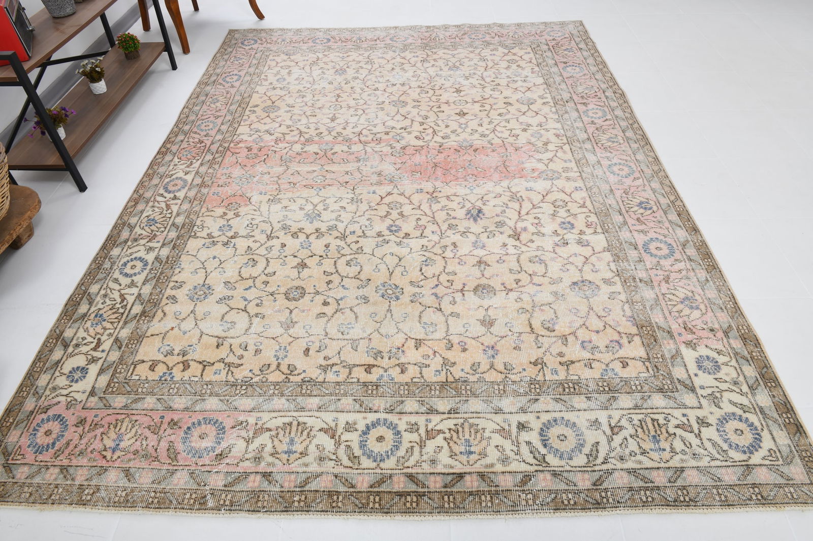 7'3'' x 9'10'' Handmade Vintage Wool Rug - 18645 - 5