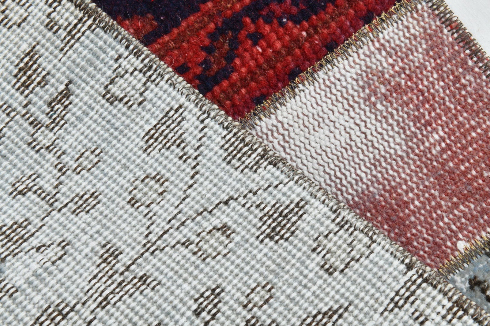 1'8'' x 3'10'' Decorative Vintage Rug - 22665 - 12