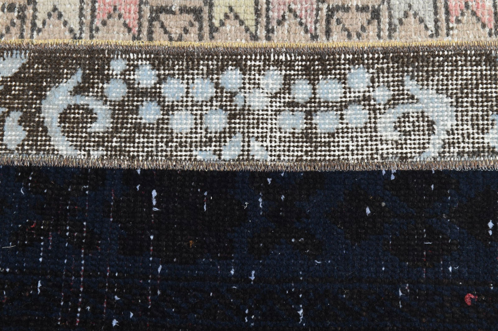 1'8'' x 3'10'' Decorative Vintage Rug - 22665 - 7