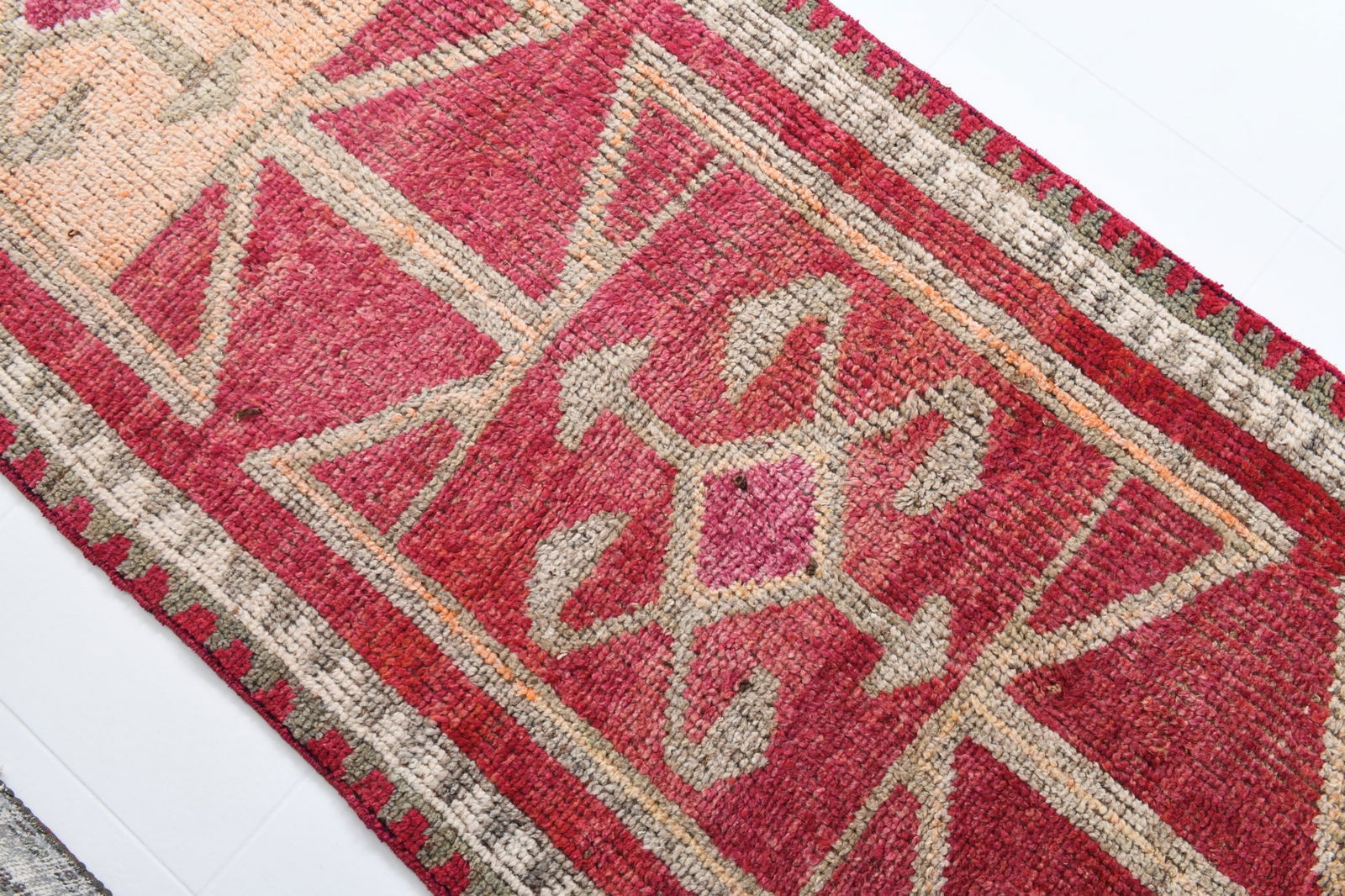3'1'' x 9'4'' Vintage Wool Runner Rug - 18561 - 7