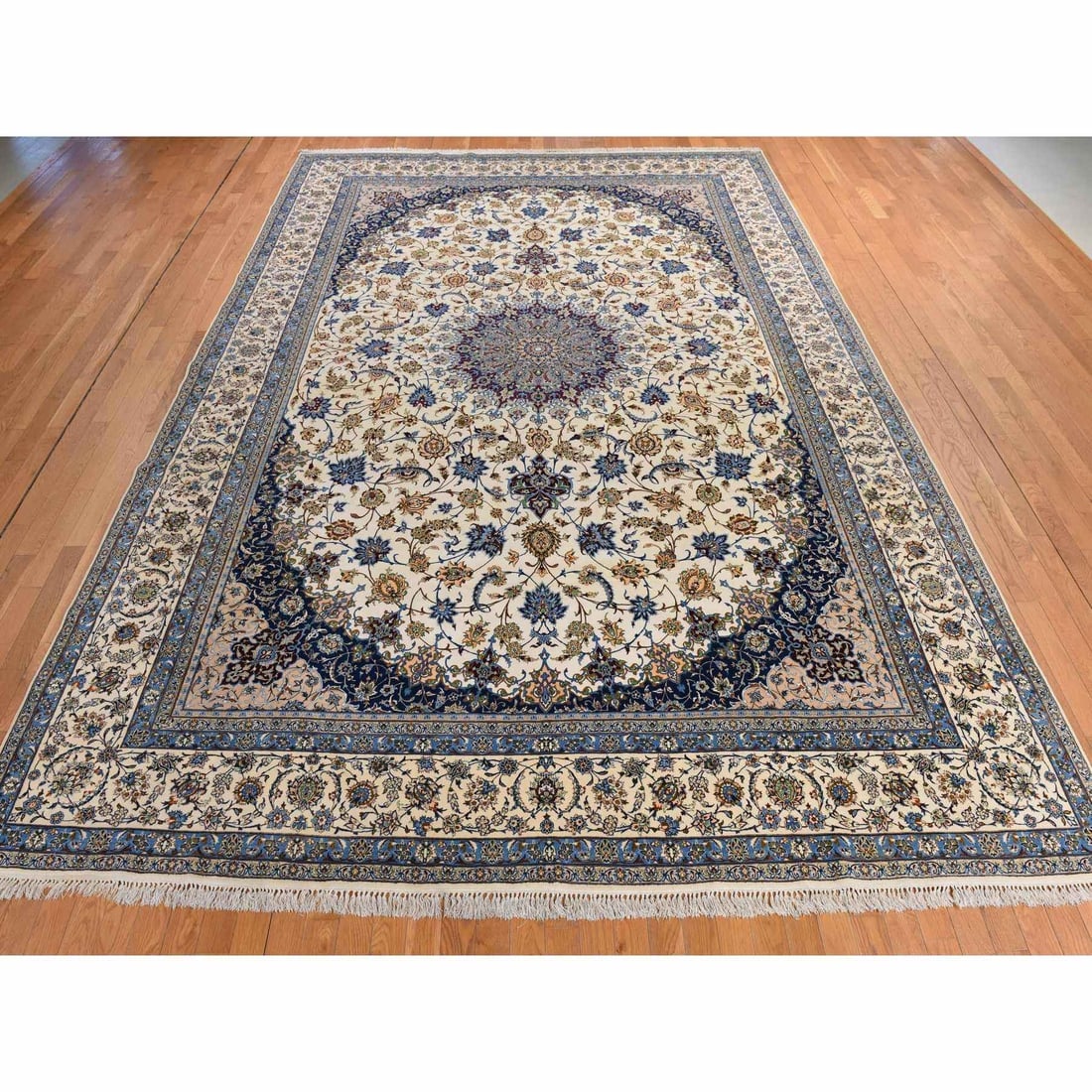 Ivory Vintage Persian Esfahan 400 KPSI Hand Knotted Wool and Silk Rug - 2