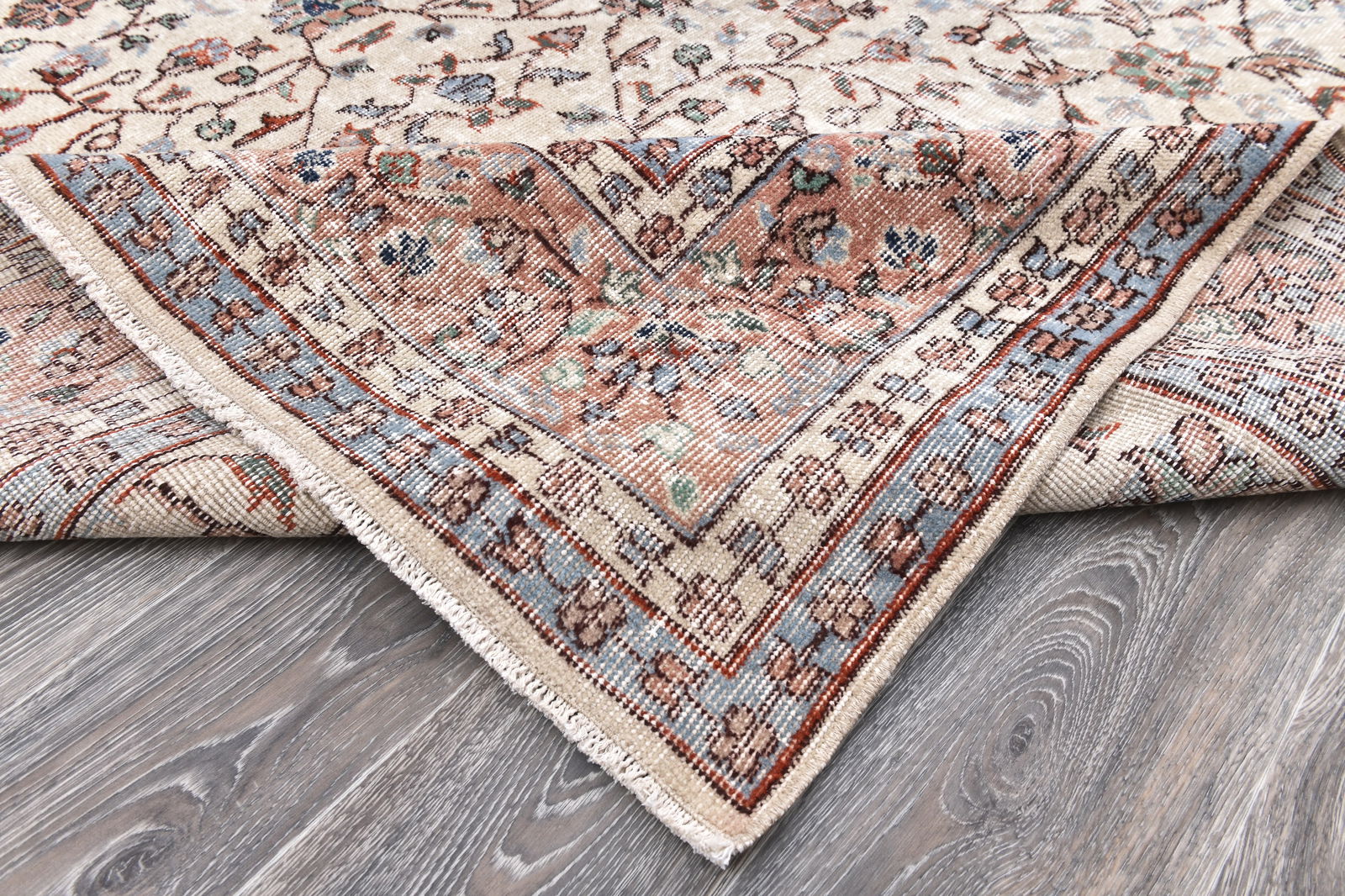 7'0'' x 10'2'' Handmade Vintage Wool Rug - 243989 - 12