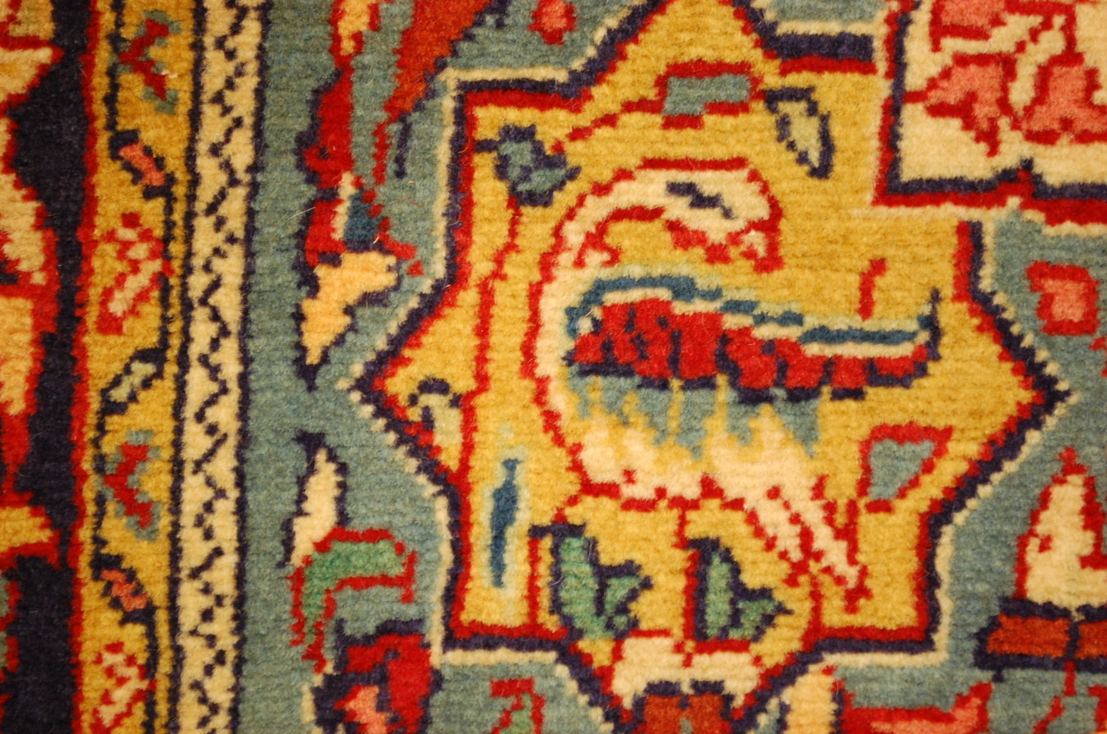 Persian SARUK RUG 2'2" x 2'10" - 8