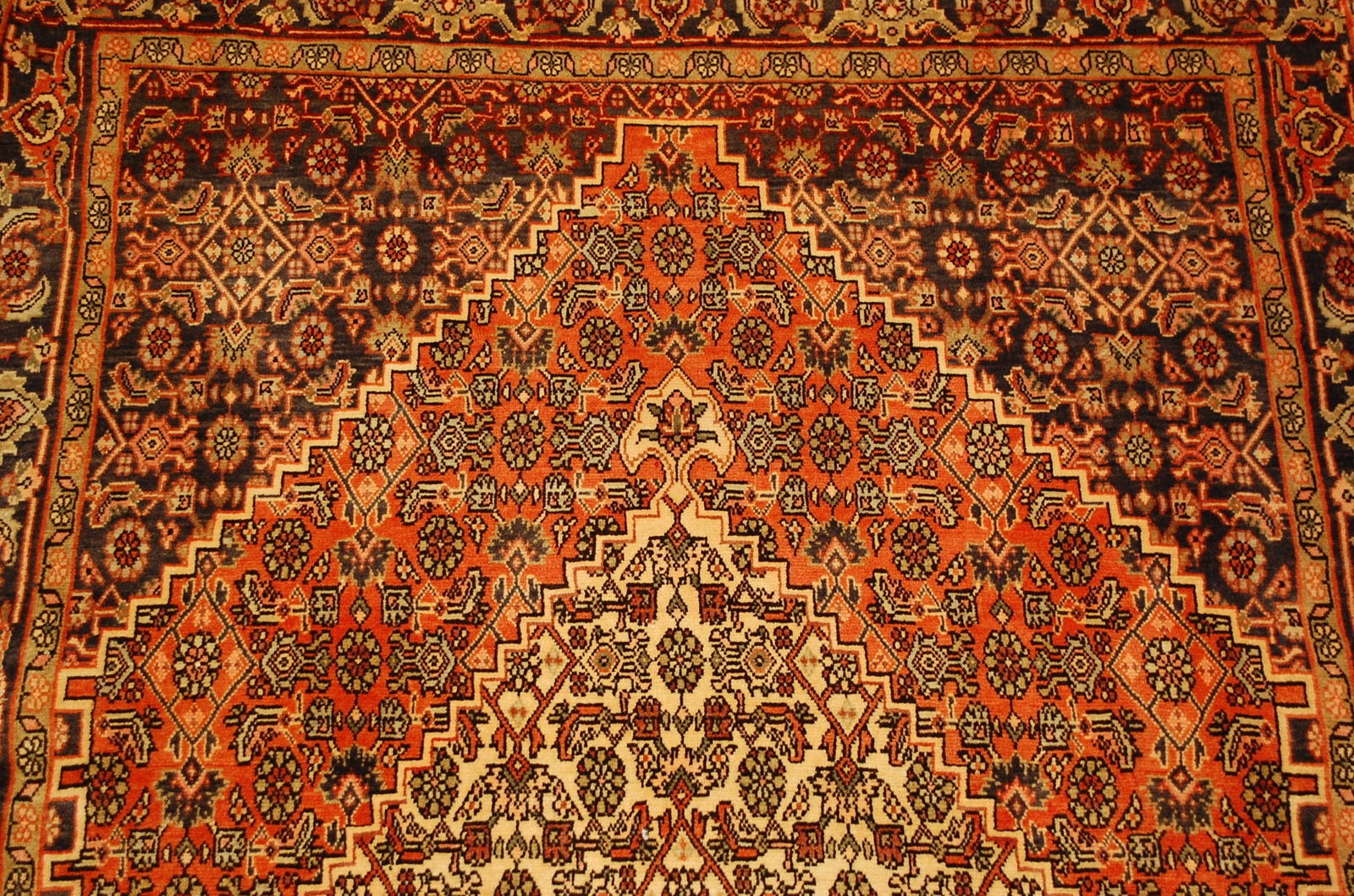 PERSIAN BIJAR RUG 3'10" x 5' 4". - 7