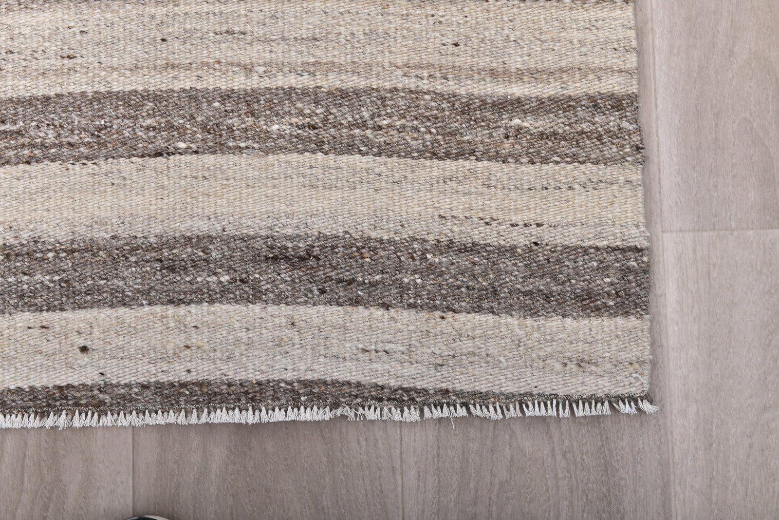 2'2'' x 9'0'' Turkish Handmade Kilim Rug - 241370 - 10