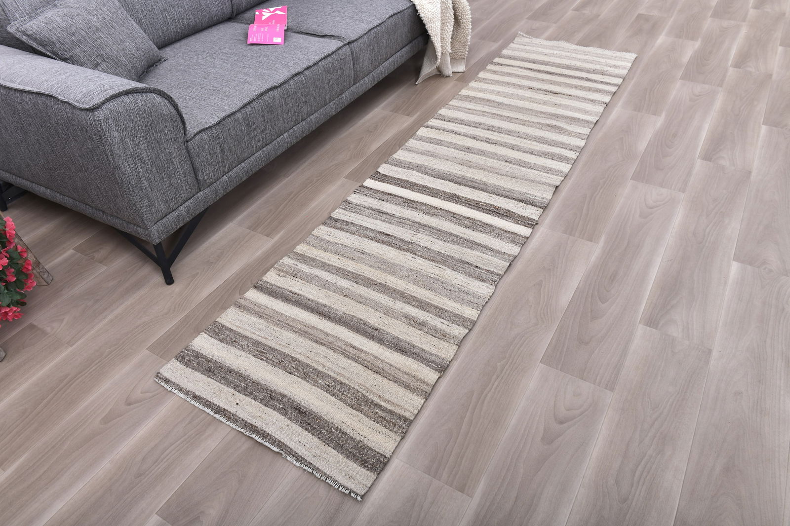 2'2'' x 9'0'' Turkish Handmade Kilim Rug - 241370 - 2