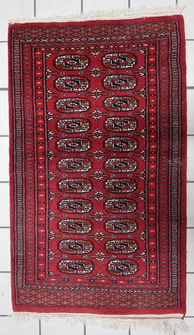 Handmade Vintage Uzbek Bukhara Rug 2.8' x 4.1' (86cm x 125cm), 1960s - 2