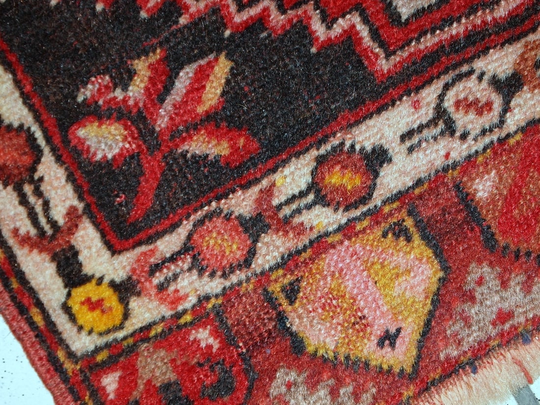 Handmade vintage Turkish Yastik rug 1.6' x 3.1' (50cm x 96cm) 1960s - 5