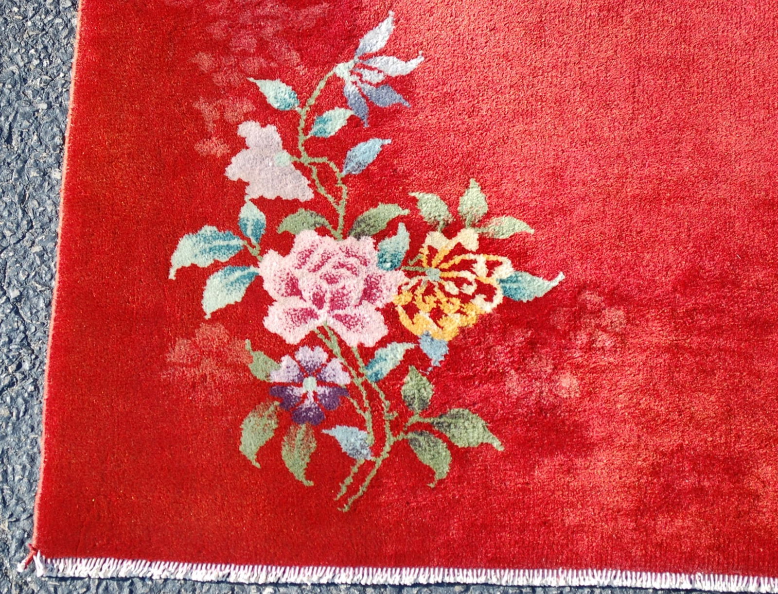 CHINESE RUG 4'2" x 6'9" - 7