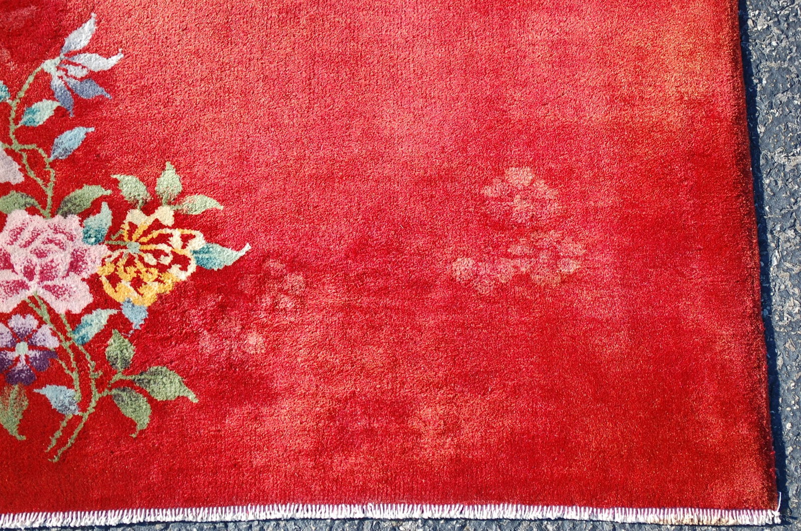 CHINESE RUG 4'2" x 6'9" - 8