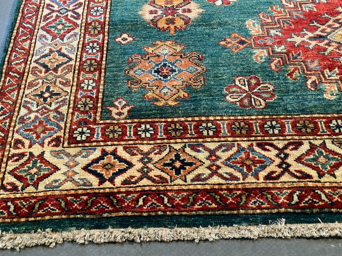 MAGNIFICENT SUPER KAZAK RUG 5' X6'.9" - 2
